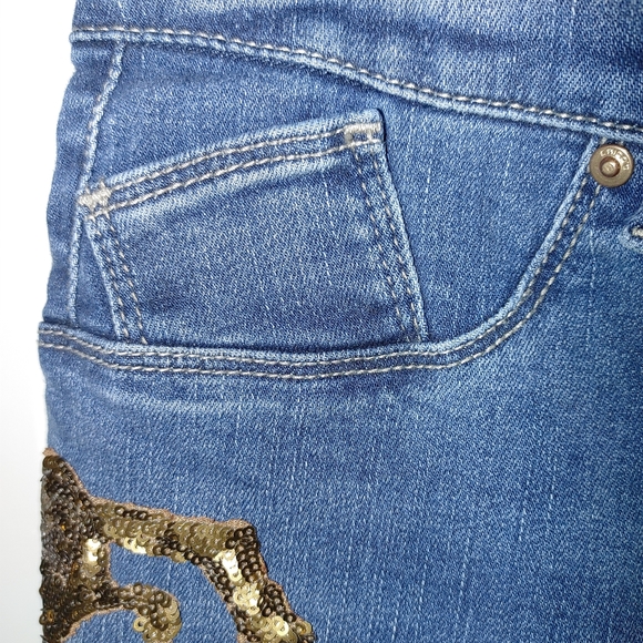 Chicos sz 3 jeans, embellishes are gold sequins on front and back. EC. JEGGING. - Picture 10 of 14